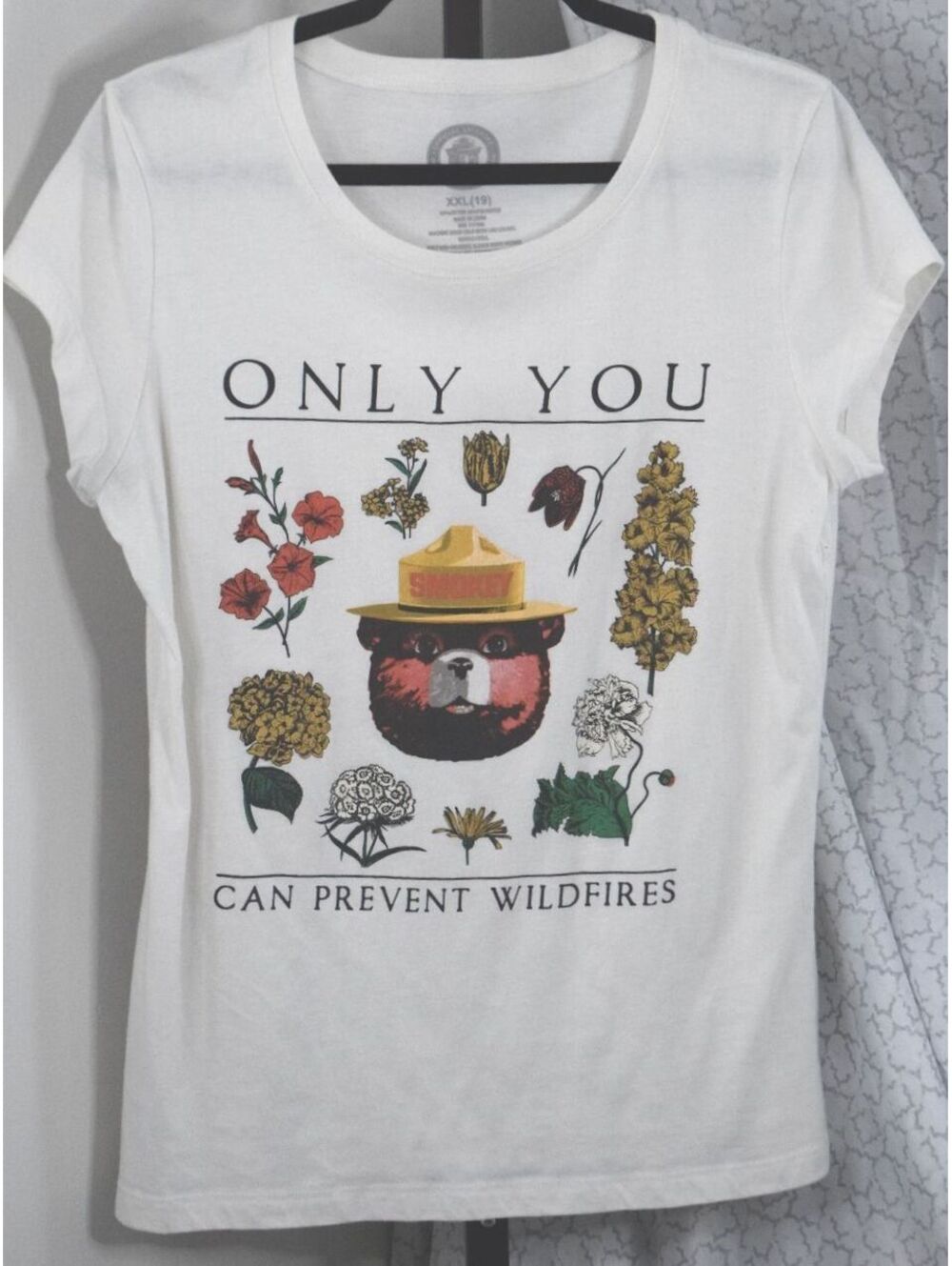 Smokey Bear Only You Can Prevent Wildfires Floral Graphic Tee White XXL